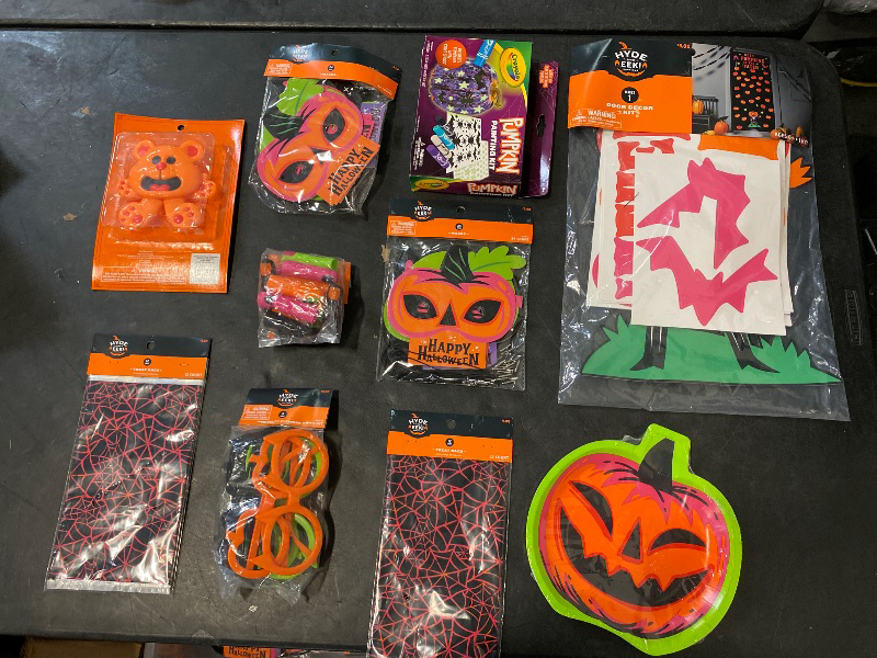Photo 1 of 10 Halloween items/ decor 