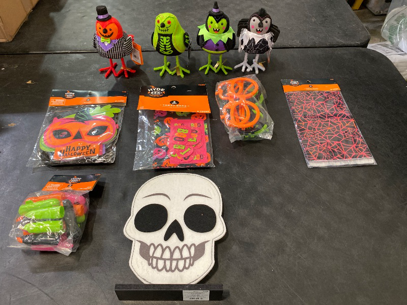 Photo 1 of 10 Halloween items/decor 
