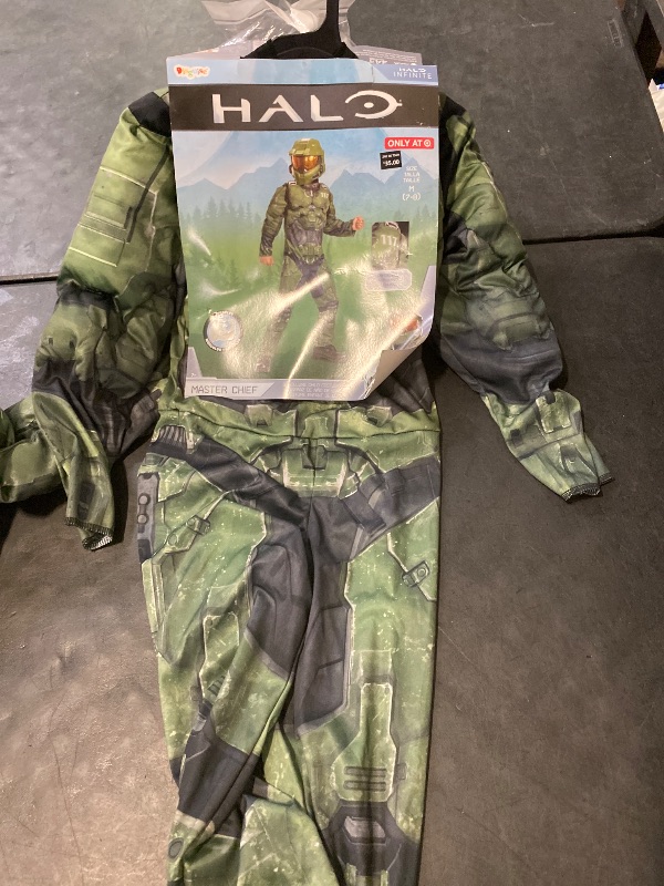 Photo 1 of Size M Kids Deluxe Halo Master Chief Infinite Halloween Costume Jumpsuit 