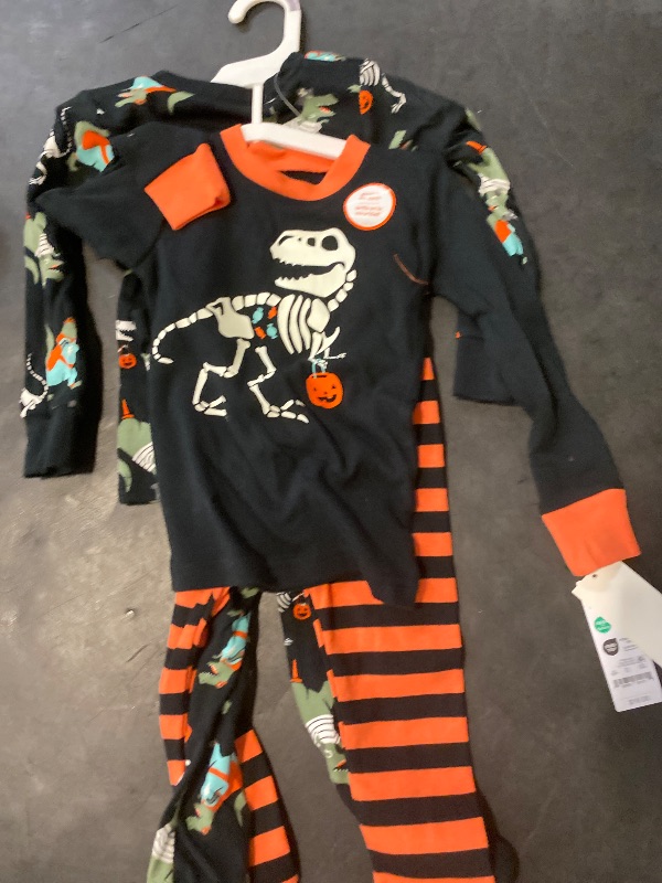 Photo 1 of Size 2T NWT Carter's Boys' Long Sleeve 4pc Halloween Dino PJ Set - Black/Orange