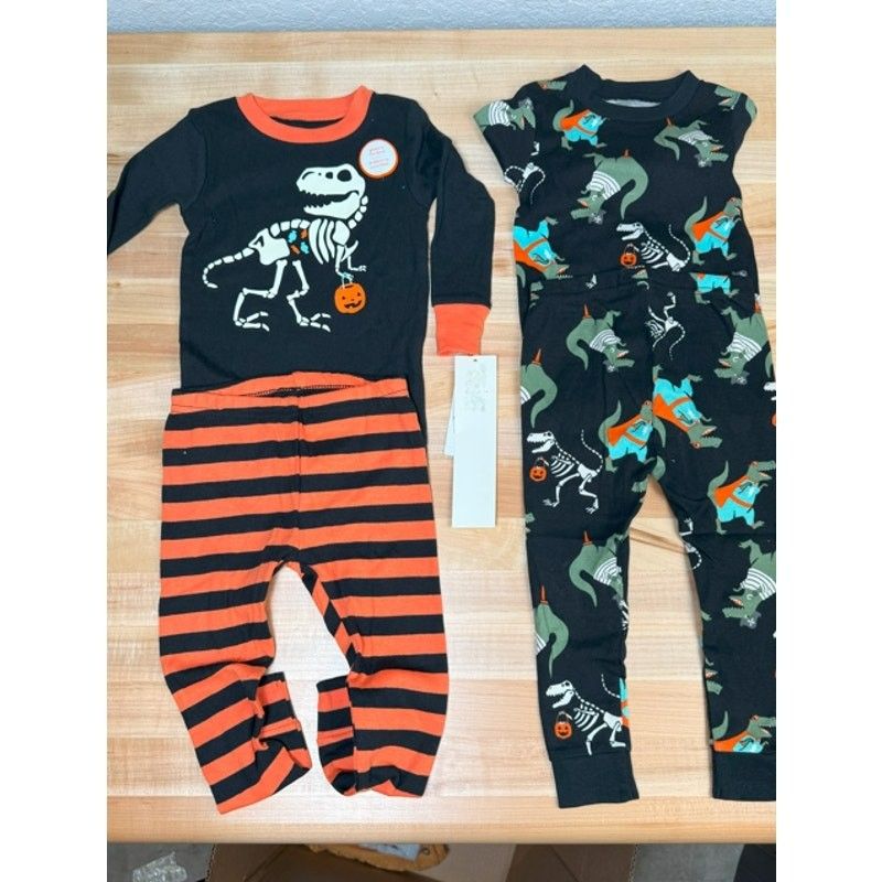 Photo 1 of Size 2T NWT Carter's Boys' Long Sleeve 4pc Halloween Dino PJ Set - Black/Orange