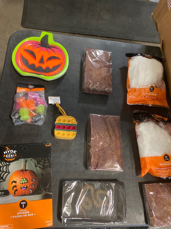 Photo 1 of 10 Halloween items 