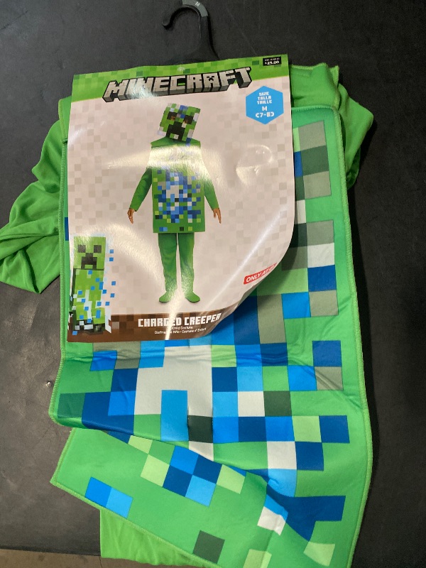 Photo 1 of Size M Disguise Kids' Deluxe Minecraft Creeper Costume