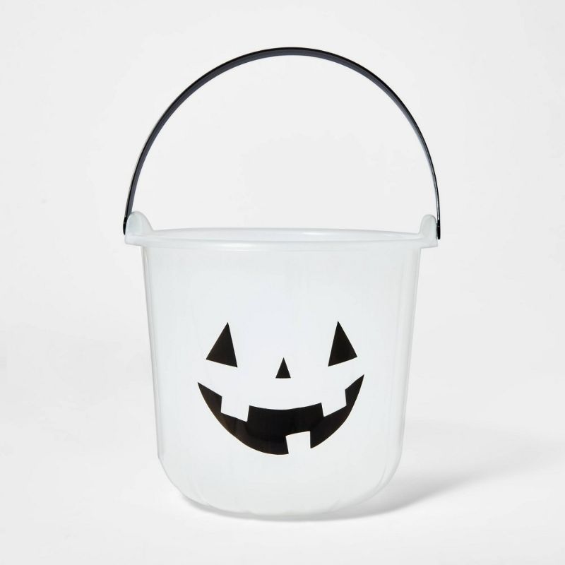 Photo 1 of 10 pack Halloween Glow in the Dark Pumpkin Stackable Halloween Trick or Treat Bucket - Hyde & EEK! Boutique