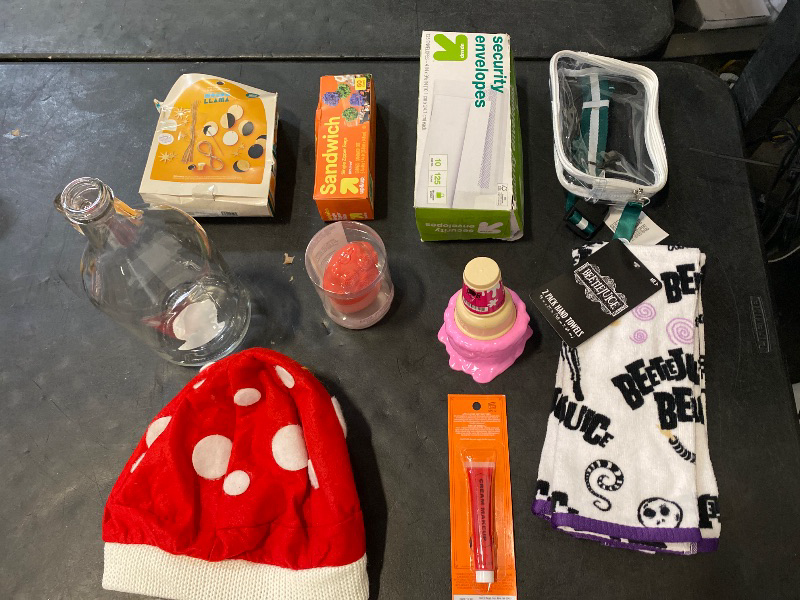 Photo 1 of 10 miscellaneous items 