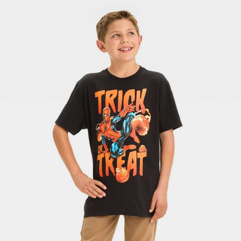 Photo 1 of Size XL Boys' Marvel Spider-Man Halloween Short Sleeve Graphic T-Shirt