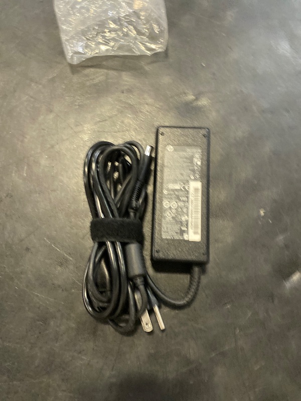 Photo 1 of New Genuine 19.5V 4.62A AC Adapter for HP PPP012C-S 677777-002 609940-001 A090A00DL
