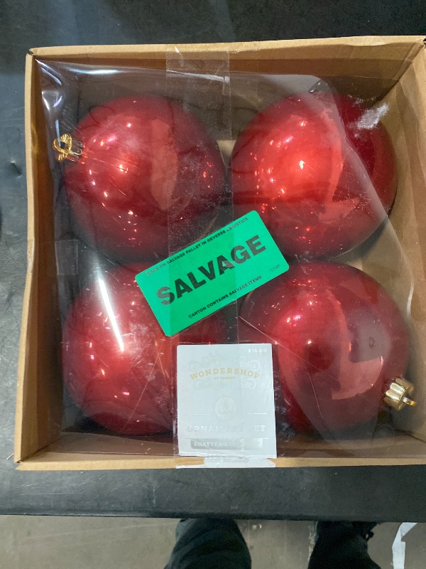 Photo 1 of 10cm Burgundy Shatterproof Baubles (x4)