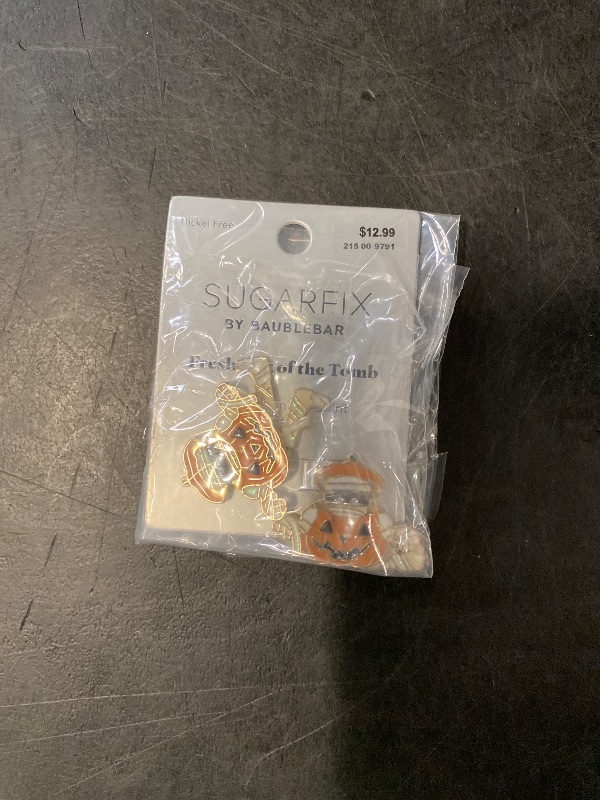 Photo 1 of NWT Target Exclusive Halloween SUGARFIX BaubleBar Fresh Out of the Tomb Earrings