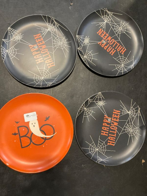 Photo 1 of Halloween Set of 4 Melamine Plates - 8.5"
