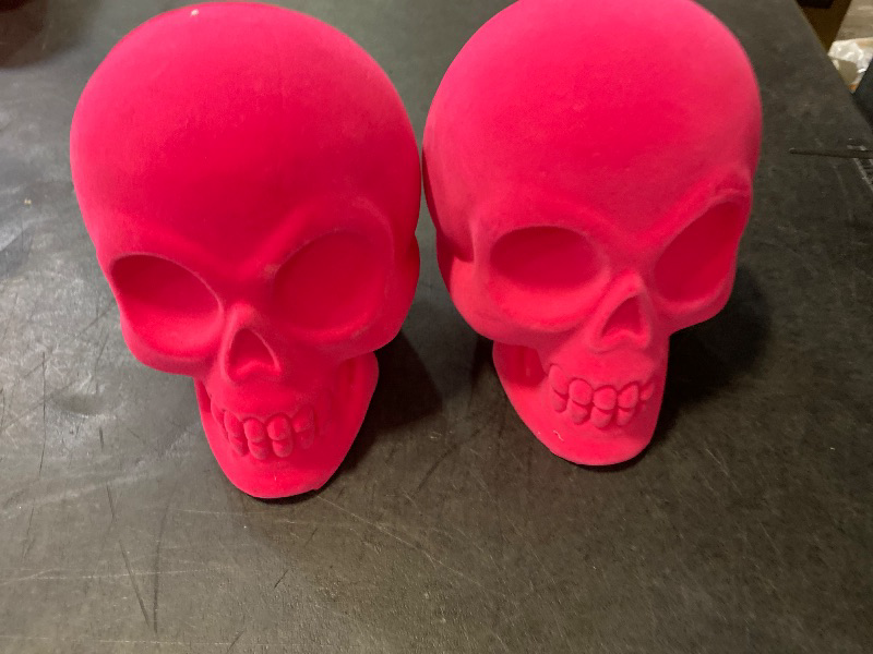 Photo 1 of 2 pack Velvet Halloween Flocked Decor Skull - Hyde & EEK! Boutique