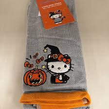 Photo 1 of 2 pack Hello Kitty Halloween Witch with pumpkin hand towels 