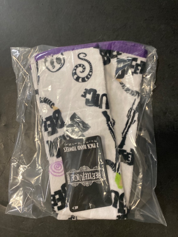 Photo 1 of BEETLEJUICE 2pack Hand towels 