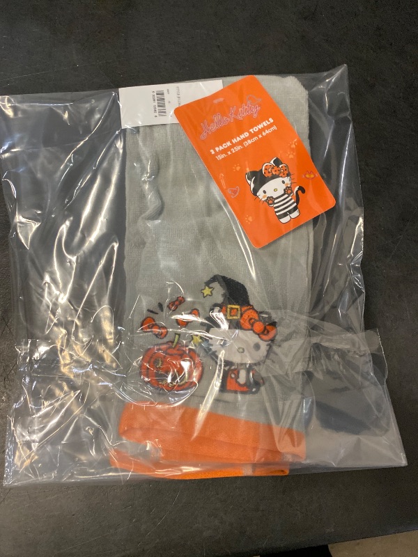 Photo 1 of 2 pack Hello Kitty Halloween witch towels 