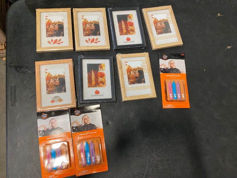 Photo 1 of 10 Miscellaneous items 