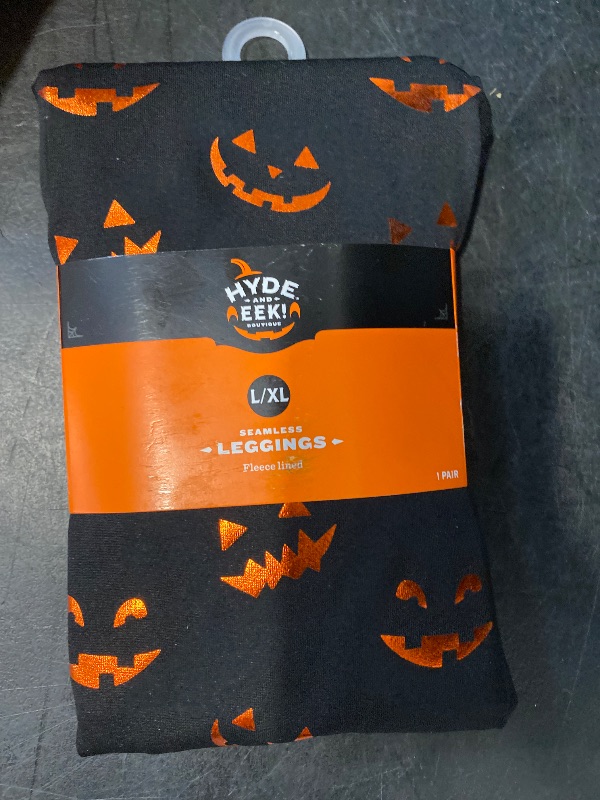 Photo 1 of Size L/XL Hyde & Eek! Women’s Seamless Fleece Lines Leggings