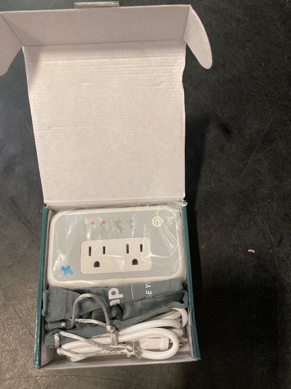Photo 1 of 220V to 110V Voltage Converter, Mapambo Voltage Conterver US to Europe, Step Down Converter for Curling Iron, Straightener-2 AC Sockets with 2 USB-A & 2 USB-C Ports