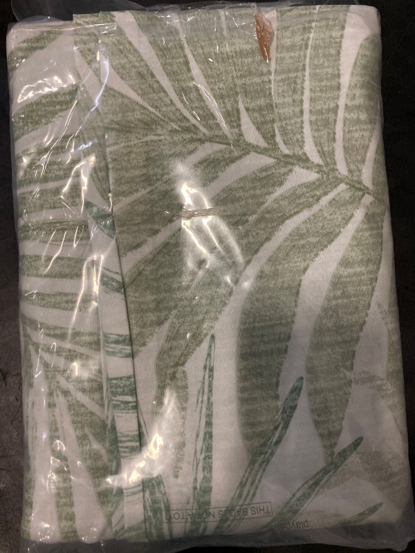 Photo 1 of (K) OAITE Down Duvet Cover and 2 pillowcase rainforest -K Cover 3 Pcs Set 1 Palm Leaves Patterned Duvet Cover with Zipper Ties 2 Pillowcases Coastal Plant Bedding Set