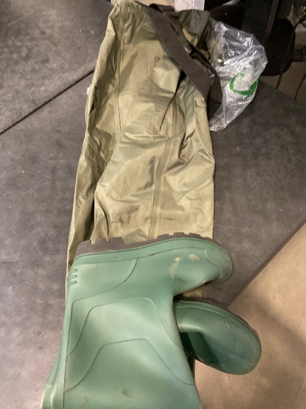 Photo 1 of Size 13 boots One size fits all  FISHINGSIR Fishing Waders for Men with Boots Womens Chest Waders 2-Ply Nylon/PVC Waterproof for Hunting with Boot Hanger
