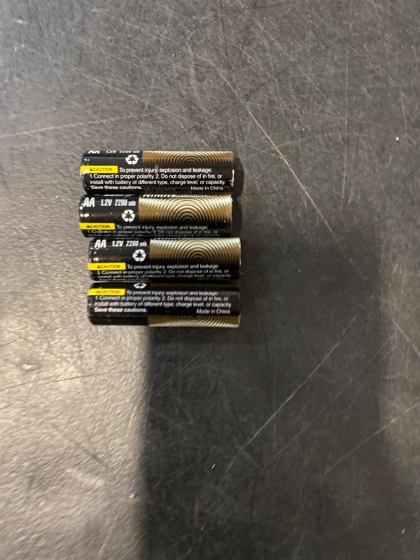 Photo 1 of No Memory 1000 Times Recharge AAA High Capacity NiMH Rechargeable Batteries 4 Pk