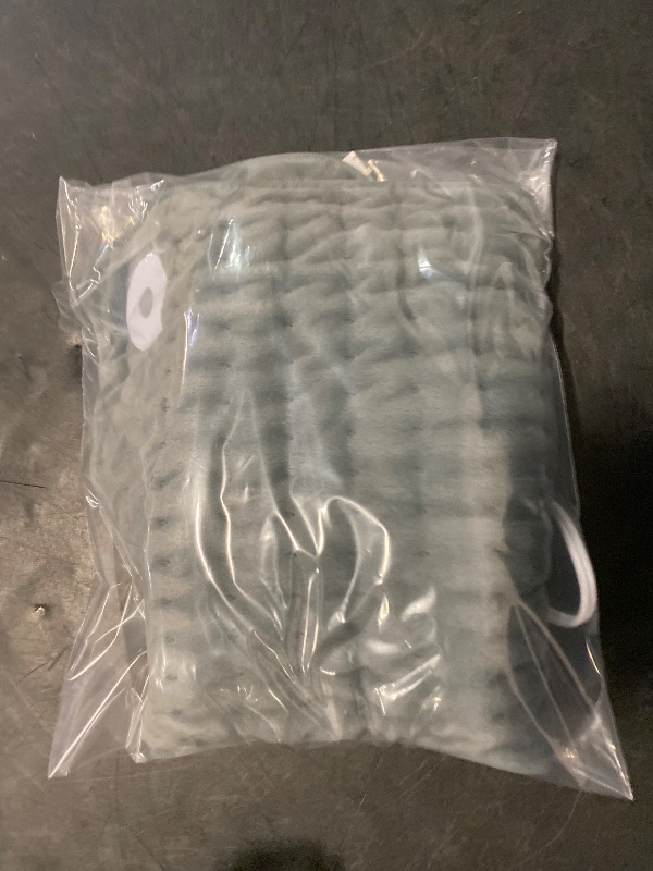Photo 1 of Heating pad for Back, Neck, Shoulder, Cramps and Leg Pain Relief, Heat Pads Christmas Gifts for Women, Men, Mom, Dad, Auto-Off,Machine Washable,Moist Dry Heat Options,Extra Large 12"x24"