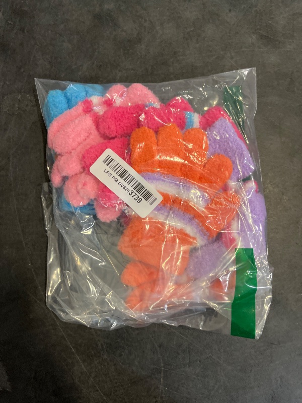 Photo 1 of (3-6 Years) SATINIOR 5 Pairs Kids Gloves Full Fingers Knitted Warm Gloves Winter Mittens for Little Boys and Girls Daily Supplies(Bright Colors,3-6 Years Size)