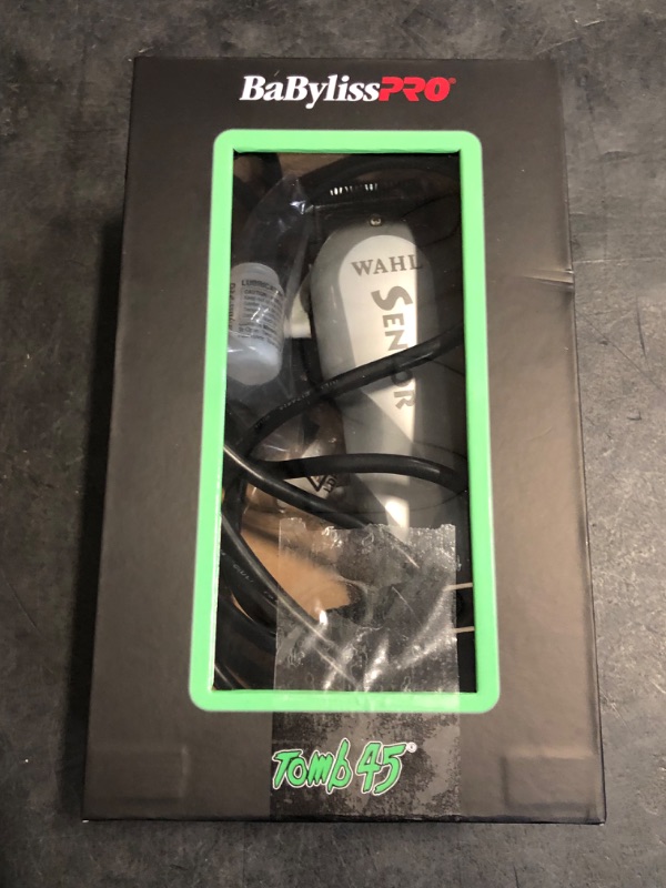 Photo 1 of Wahl Professional Senior Corded Clipper Heavy Duty Tapering and Blending V9000 Motor