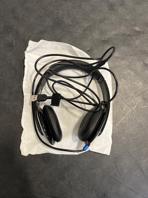 Photo 1 of Logitech High-performance USB Headset H540 for Windows and Mac, Skype Certified