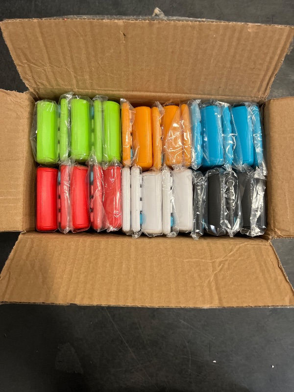 Photo 1 of 30 Pack Pocket Calculator Small Battery Powered Bulk Mini Size 4 Function Hand Held Basic Calculator for Students Kids School Home Office(Green, White, Red, Yellow, Blue, Black)