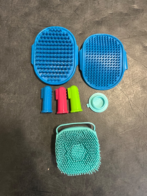 Photo 1 of Comotech 3PCS Dog Bath Brush | Dog Shampoo Brush | Dog Scrubber for Bath | Dog Bath Brush Scrubber | Dog Shower/Washing Brush with Adjustable Ring Handle for Short & Long Hair (Blue Blue Blue)
