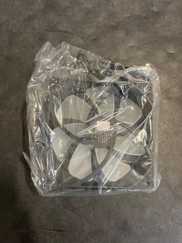 Photo 1 of Thermalright TL-C14C-S X3 140mm Silent Cooling Fan,Black Compurter Cooling Fan,CPU Coolers with 1500RPM High Speed,4-Pin PWM Connector,3 Packs