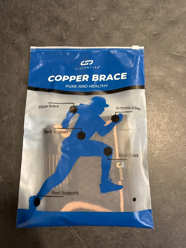 Photo 1 of Copper Knee Braces for Men and Women (2 pack) -Knee Supports Copper Compression Knee Sleeve for Knee Pain, Arthritis, Sports and Recovery Support (Large)