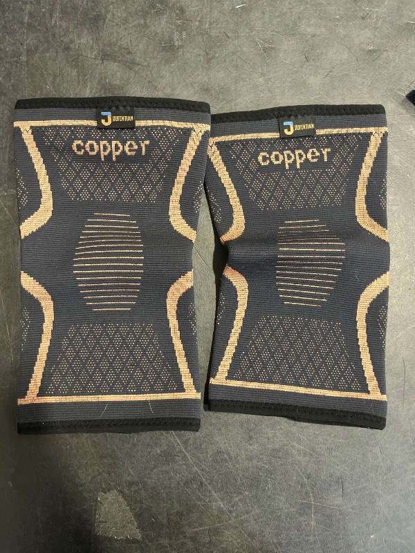 Photo 1 of Copper Knee Braces for Men and Women (2 pack) -Knee Supports Copper Compression Knee Sleeve for Knee Pain, Arthritis, Sports and Recovery Support (Large)