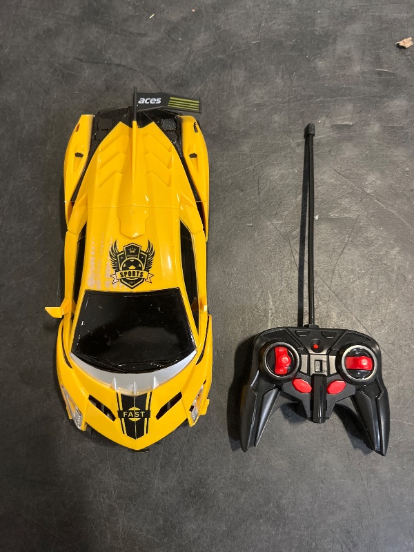 Photo 1 of Growsland Remote Control Car, RC Cars for Kids 1:18 Electric Toy Car Hobby Racing Car Toys with Lights & Controller, Christmas Birthday Gift for 3 4 5 6 7 8 9 Year Old Boys Girls