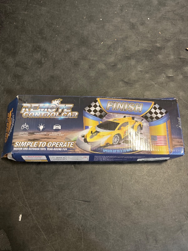 Photo 1 of Growsland Remote Control Car, RC Cars for Kids 1:18 Electric Toy Car Hobby Racing Car Toys with Lights & Controller, Christmas Birthday Gift for 3 4 5 6 7 8 9 Year Old Boys Girls