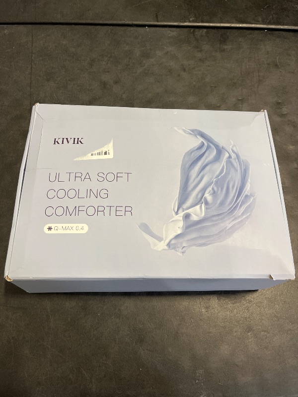 Photo 1 of Kivik Ultra-Soft Cooling Comforter?Cooling Blanket Tech for Hot Sleepers Silk Smooth & Breathable Lightweight Blanket (Light Grey, Queen Size 90''x90'')
