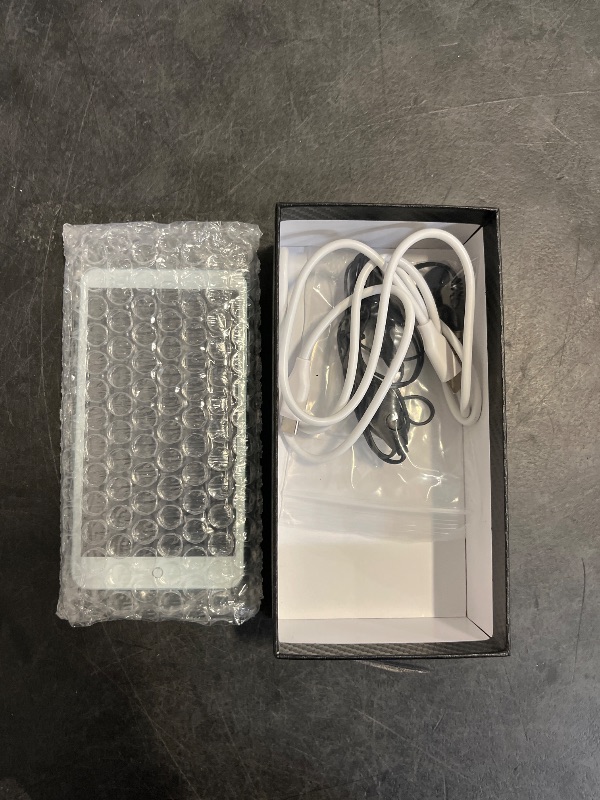 Photo 1 of 256GB MP3 Player with Bluetooth and, 5.0 Full Touch HD Screen Mp4 Mp3 Player with Speaker, HiFi Sound Music Player, Noise Reduction Music Player (8GB ROM Plus 256GB