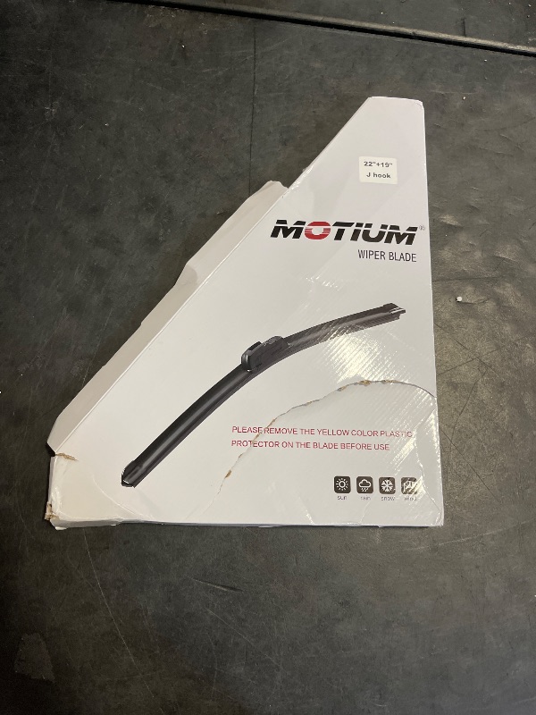 Photo 1 of MOTIUM OEM QUALITY Premium All-Season Windshield Wiper Blades (22"+19" pair for front windshield)…