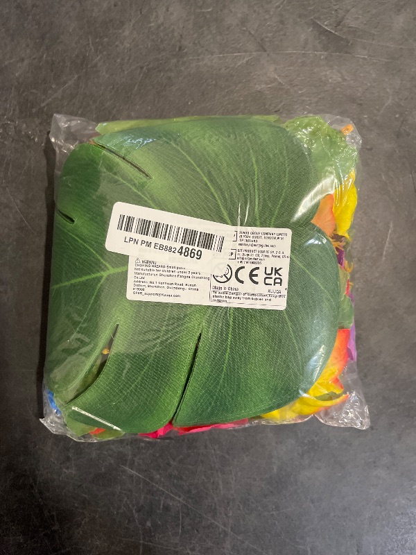 Photo 1 of KUUQA 60 Pcs Wrinkle Prevention Flowers and Tropical Leaves for Tropical Party Decorations Supplies, Artificial Hibiscus Flowers Tropical Palm Leaves for Hawaiian Safari BBQ Luau Party Decorations
