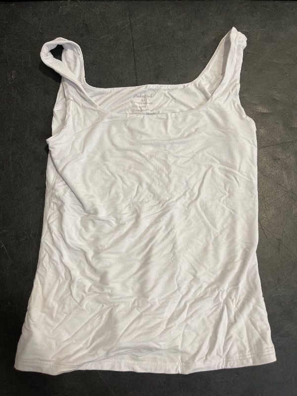 Photo 1 of (M) PINKMSTYLE Women Sleeveless Square Neck Tops Seamless Slim Workout Tank Tops Summer Outfits White Medium