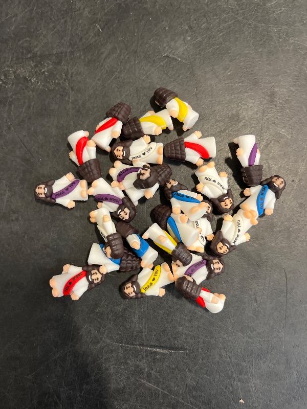 Photo 1 of Bememo 25 Pcs Little Jesus Figures Original Design Jesus Love You Mini Rubber Toys to Hide and Seek Religious Party Favors Sunday School Baptism Gifts(Lively Colors)