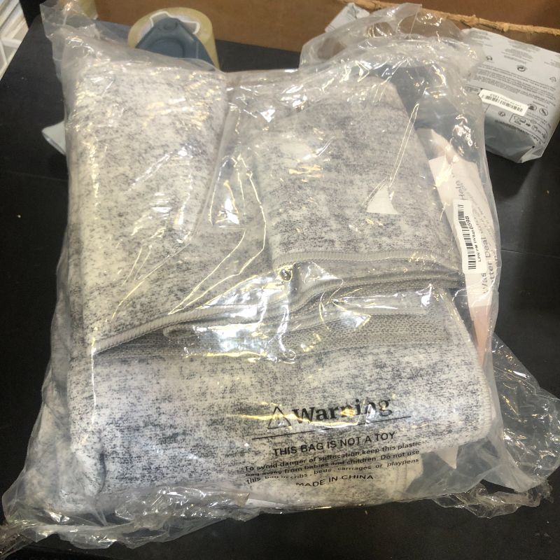 Photo 1 of Soalmost 6x9 Abstract Area Rugs for Living Room 6 x 9 Washable Non Slip Low Pile Gray Rugs for Bedroom Dining Room Foldable Thin Gray White