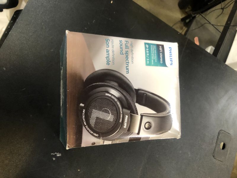 Photo 1 of Philips Audio SHP9500 HiFi Precision Stereo Over-Ear Headphones (Black)