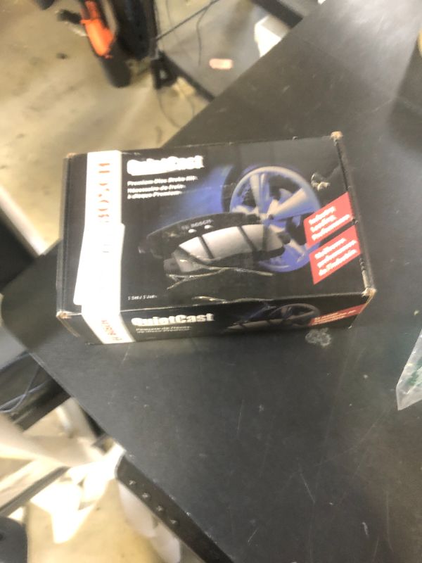 Photo 1 of BOSCH BP1509 QuietCast Premium Organic Disc Brake Pad Set - Compatible with Select Infiniti QX56, QX80; Nissan Armada, Titan; FRONT