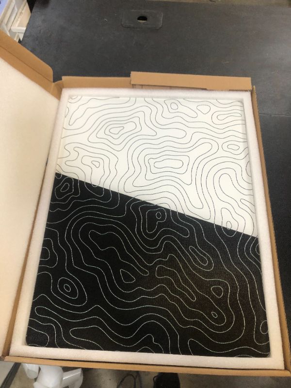 Photo 1 of Glass Mousepad for Gaming, Topographic Hard Gaming Mouse pad, Professional Large Mouse Mat 410mm*310mm, Special Glass Surface with Improved Precision and Speed (half black half white)