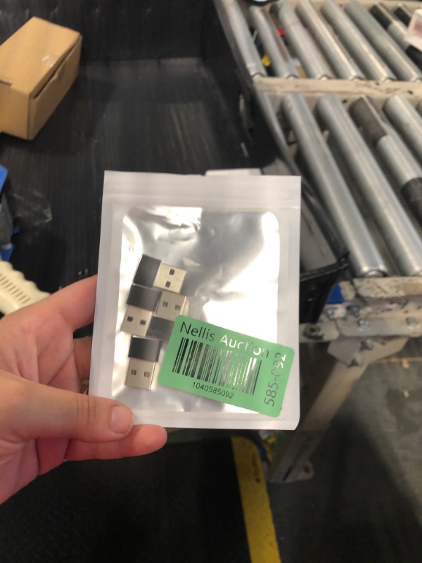 Photo 1 of ????? ???????? USB to USB C Adapter,Type-C Female to A Male Car Charger OTG Converter for Apple Watch Ultra 8 9 10,iPhone 16 15 14 13 Pro Max,Samsung S24,Nintendo Switch,AirPods,iPad,Car