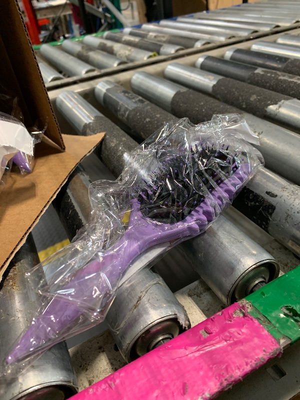 Photo 1 of 1 PCS Curl Defining Brush, for Combing and Shaping Men's and Women's Curls to Reduce Pulling (Purple)