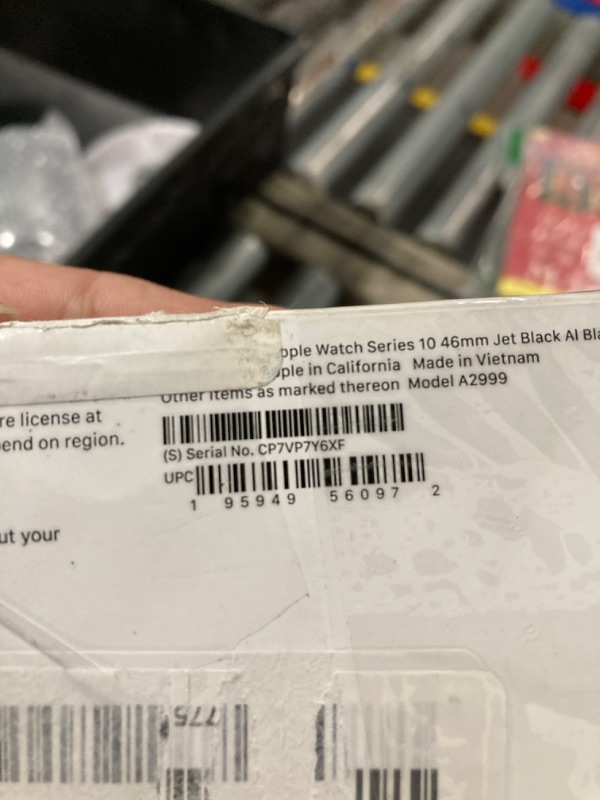Photo 1 of ***scratch on the screen, ICLOUD LOCKED***Apple Watch Series 10 [GPS 46mm case] Smartwatch with Jet Black Aluminium Case with Black Sport Band - M/L. Fitness Tracker, ECG App, Always-On Retina Display, Water Resistant
***scratch on the screen, ICLOUD LOCK
