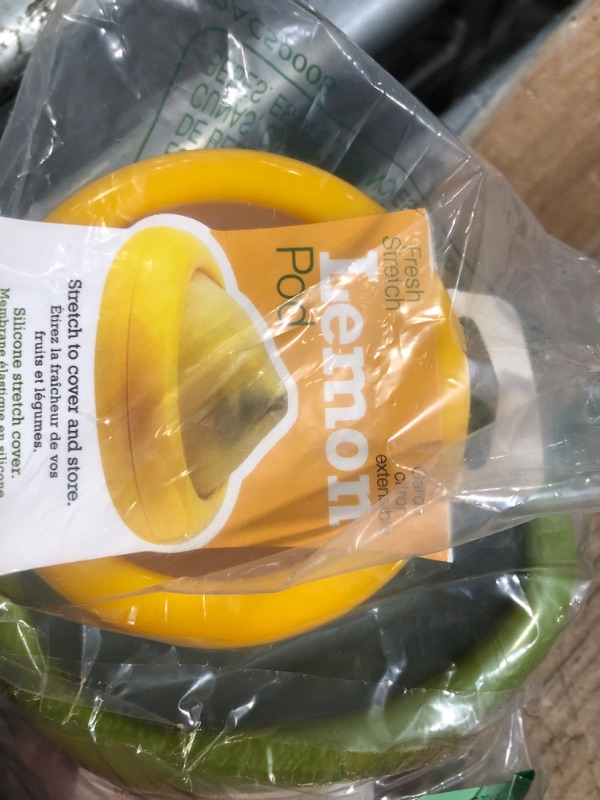 Photo 1 of **2 PIECES**Winb Set of 4 Reusable Fruit and Veggie Savers - Ideal for Avocados, Tomatoes, Apples, Garlic, Onions, and More