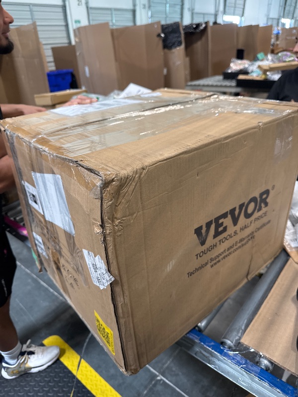 Photo 1 of VEVOR Heat Press, 12x10in Heat Press Machine, Clamshell Sublimation Transfer Printer Fast Heat-up, Digital Precise Temperature Control, Vinyl Heat Press for T-Shirts Bags Garments Mats Puzzles, 650W